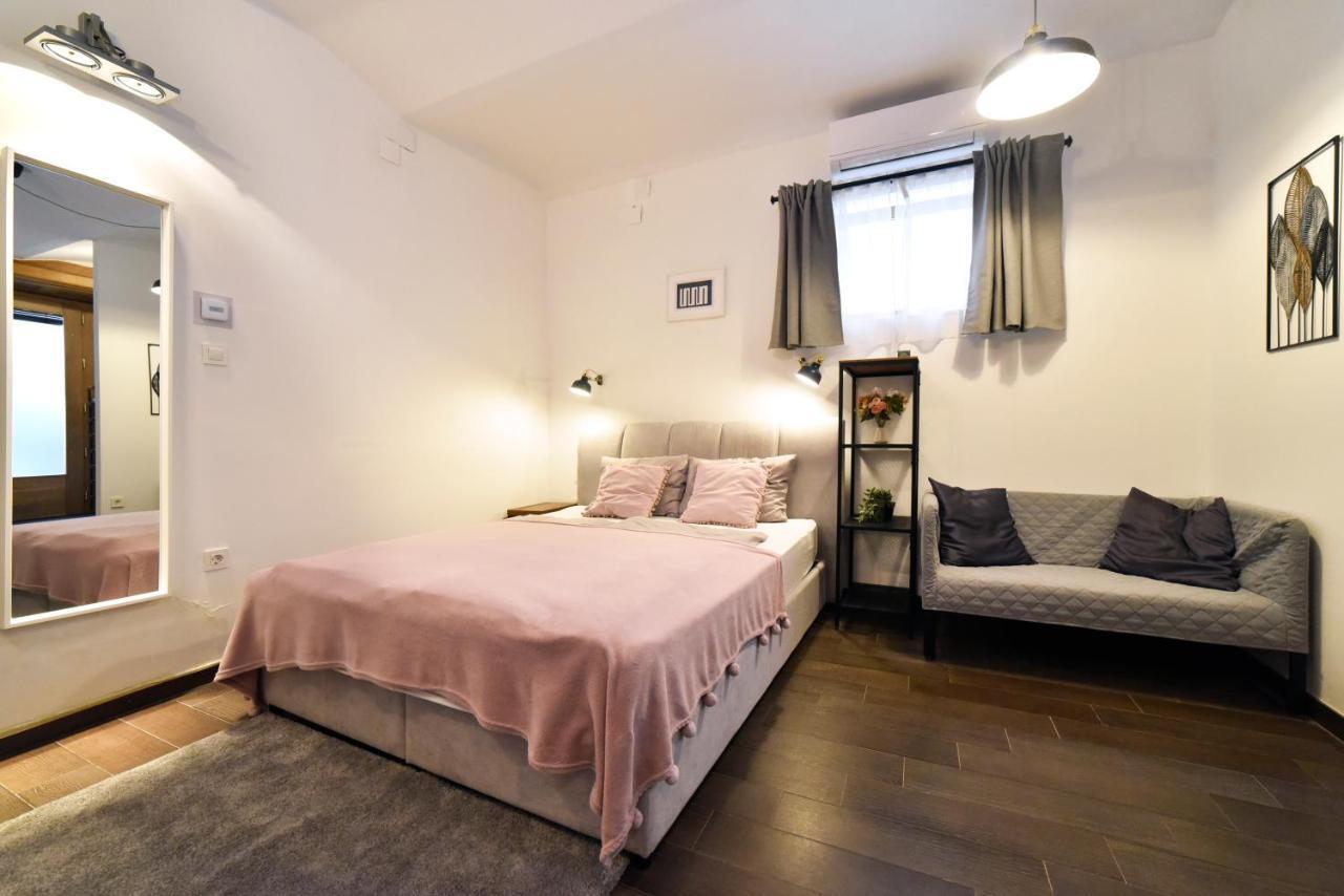 Manuela Varsavska Studio Apartments Zagreb Exterior photo