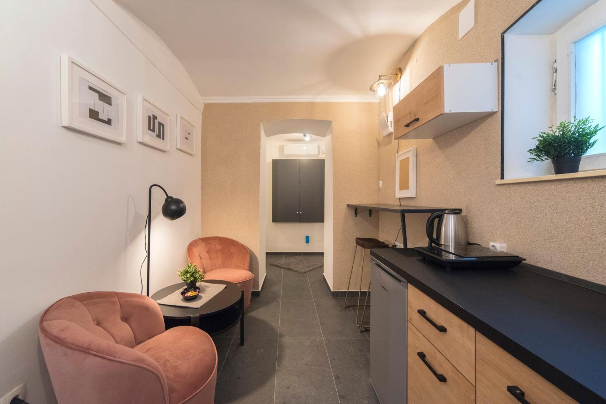 Manuela Varsavska Studio Apartments Zagreb Exterior photo