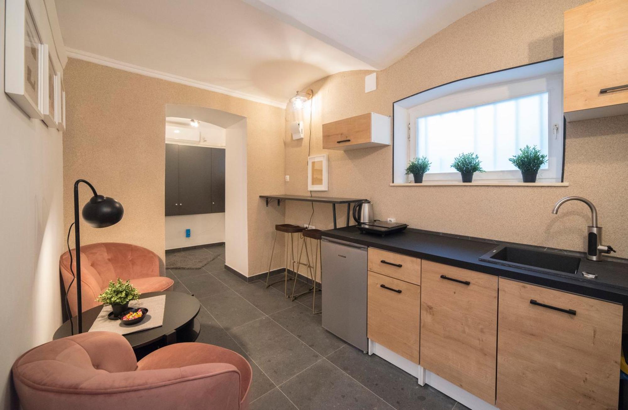 Manuela Varsavska Studio Apartments Zagreb Exterior photo
